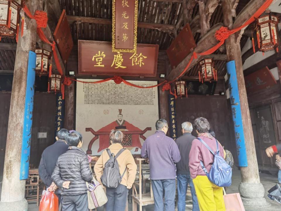 “传承红色基因 弘扬清廉家风” 径山镇径乐社区党支部开展红色研学活动