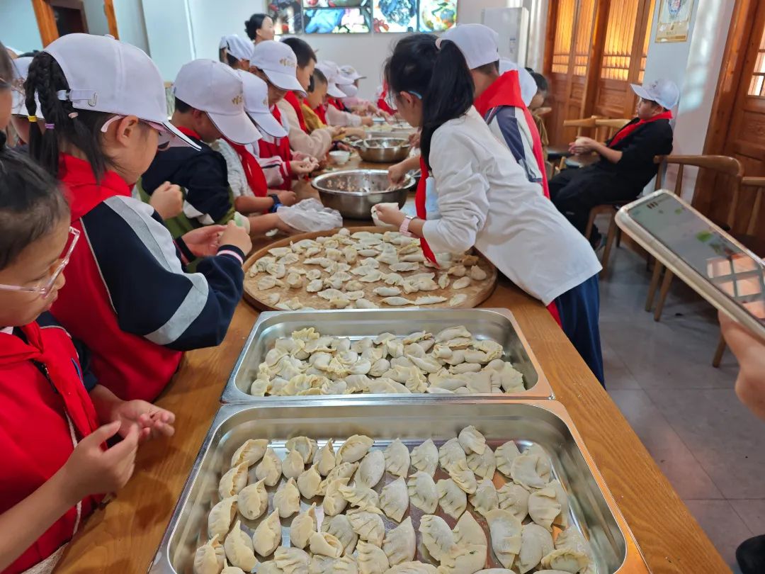 青春童行之普安红研学|茶韵悠悠，童心飞扬