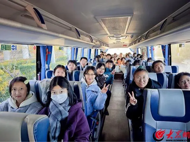 逐梦深蓝之路 研享劳动之乐——青岛外事学校研学活动走进国家深海基地与二月二生态农场